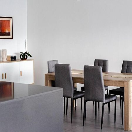 Seafront Two Bedroom Apartment Сент Джулианс Экстерьер фото